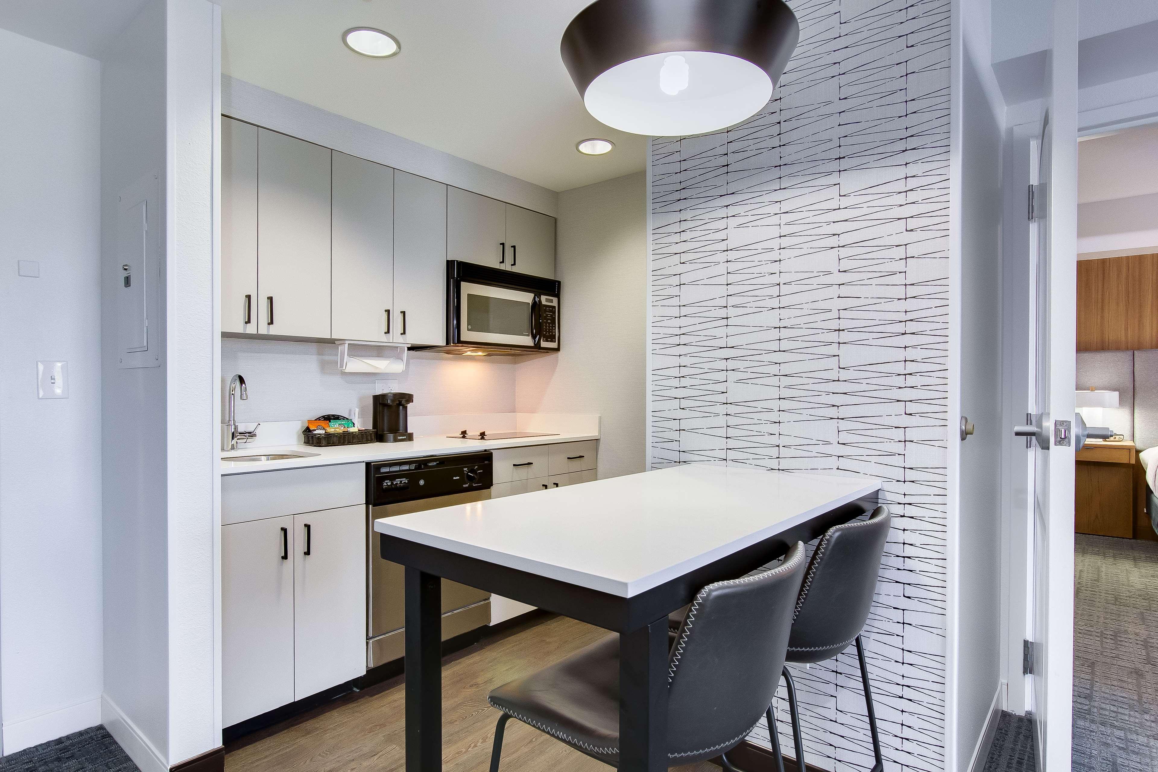Homewood Suites By Hilton Louisville-East Dış mekan fotoğraf