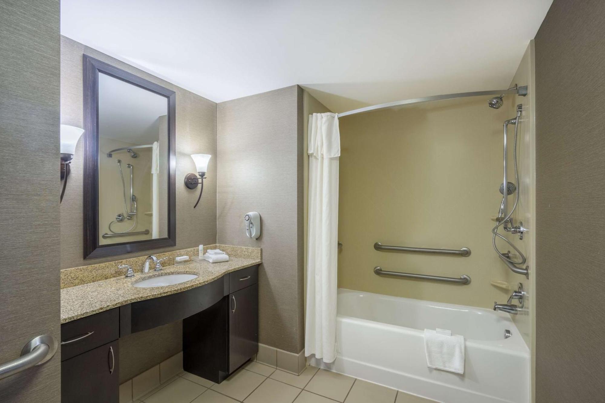 Homewood Suites By Hilton Louisville-East Dış mekan fotoğraf