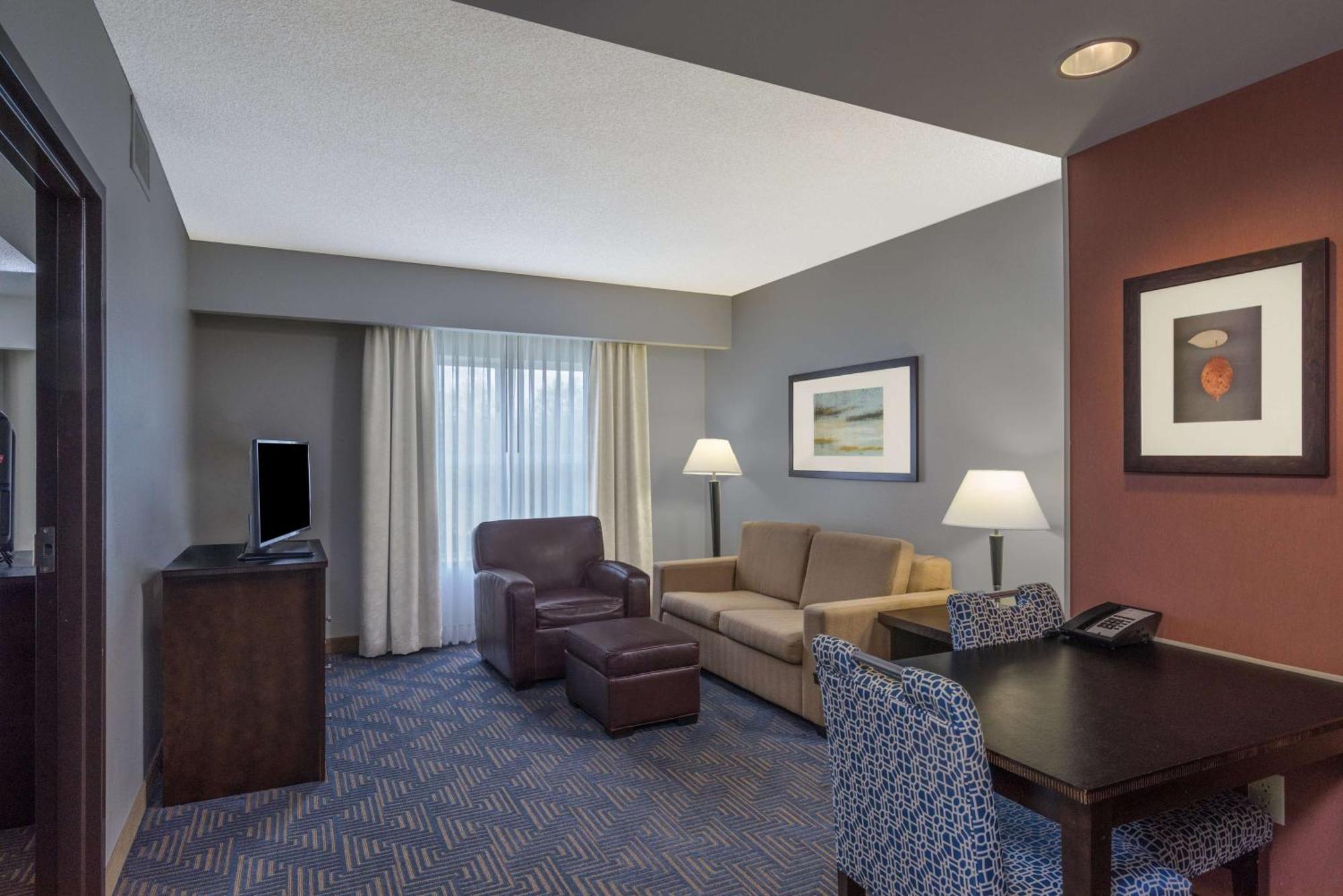 Homewood Suites By Hilton Louisville-East Dış mekan fotoğraf